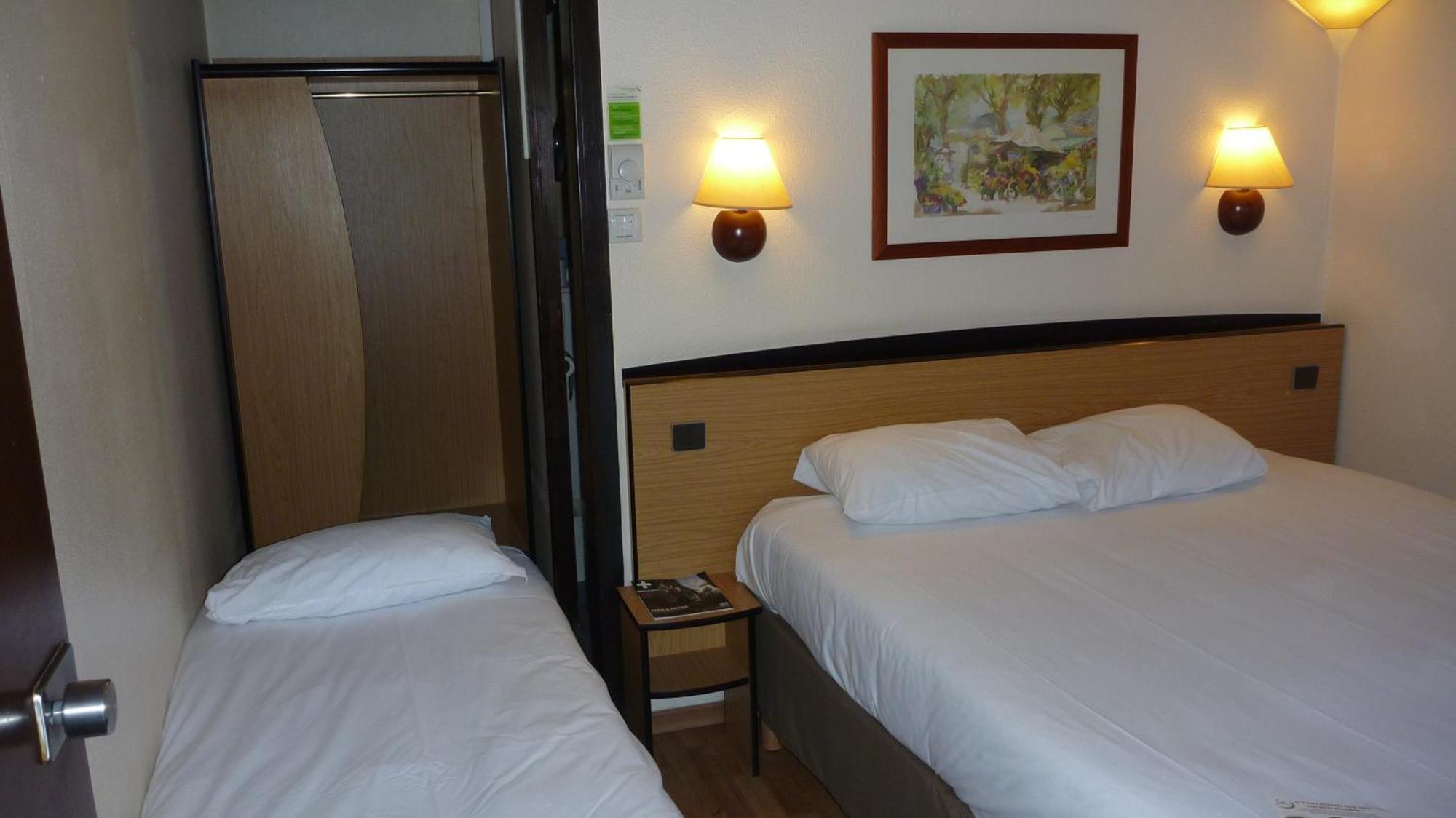 Campanile Strasbourg - Illkirch Geispolsheim Hotel Buitenkant foto